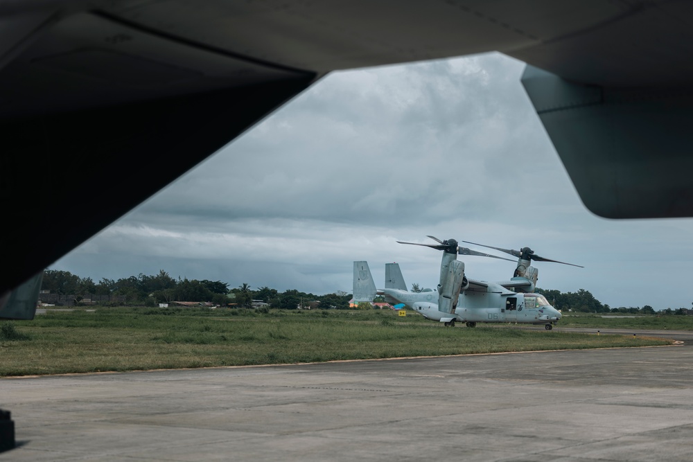 U.S., Philippine Marines load MV-22 Ospreys in Laoag to Support Relief Efforts Alongside Philippine Allies