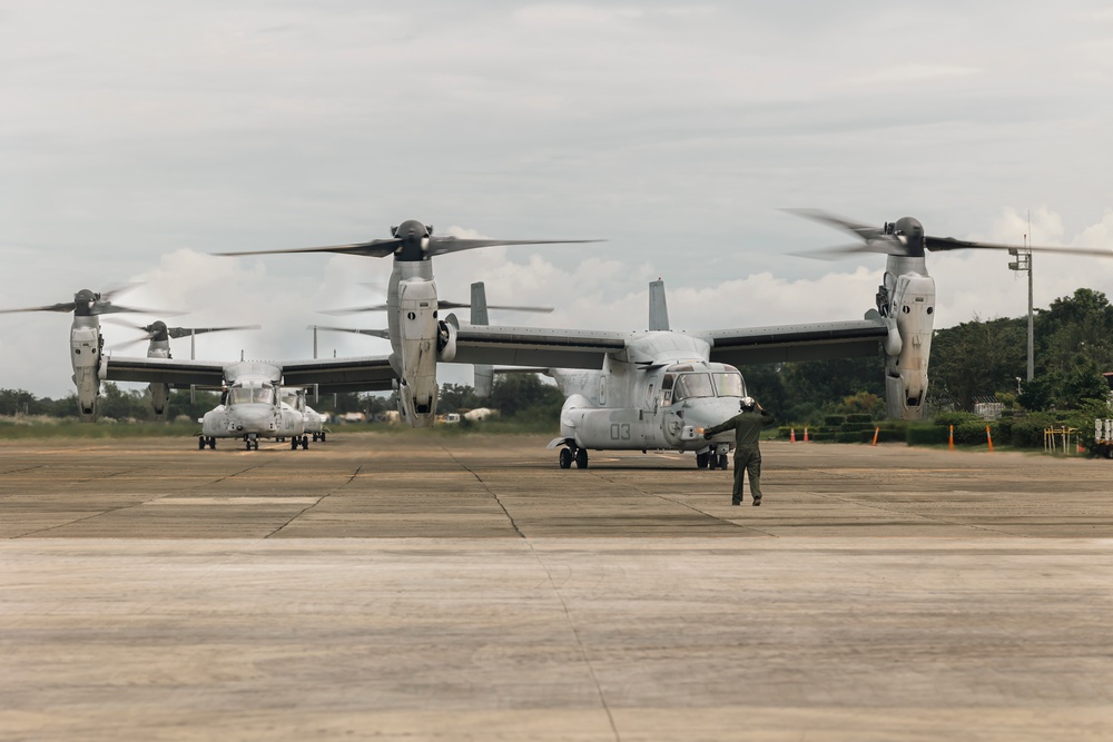 U.S., Philippine Marines Finish loading MV-22 Ospreys in Laoag to Support Relief Efforts Alongside Philippine Allies