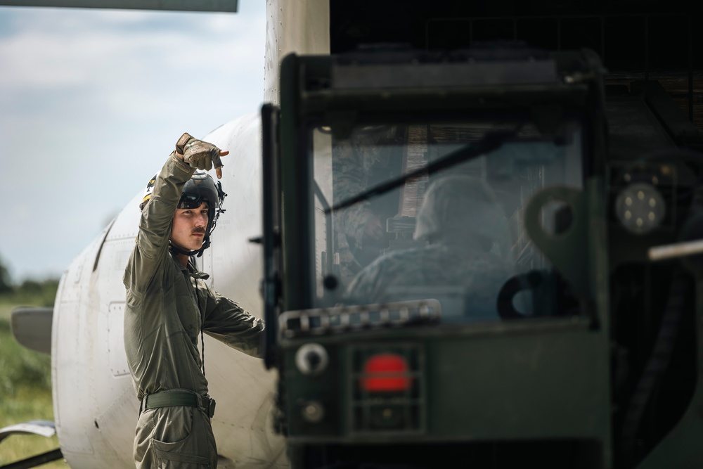 U.S., Philippine Marines Finish loading MV-22 Ospreys in Laoag to Support Relief Efforts Alongside Philippine Allies