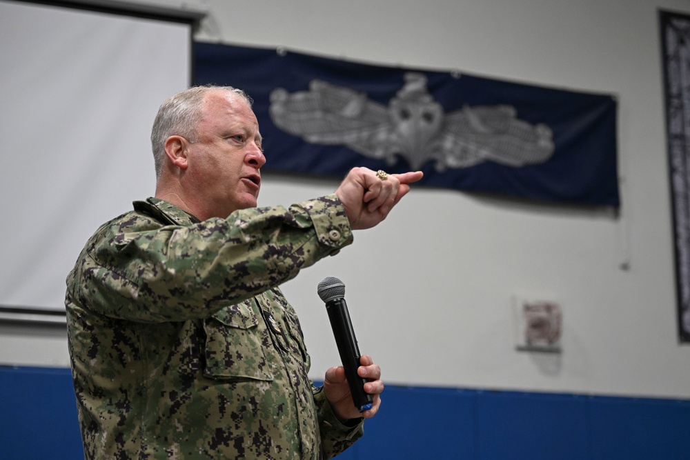 MCPON Visits NNPTC