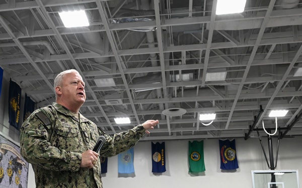 MCPON Visits NNPTC