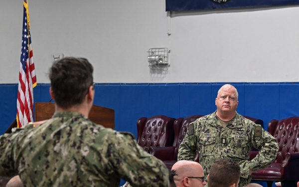 MCPON Visits NNPTC