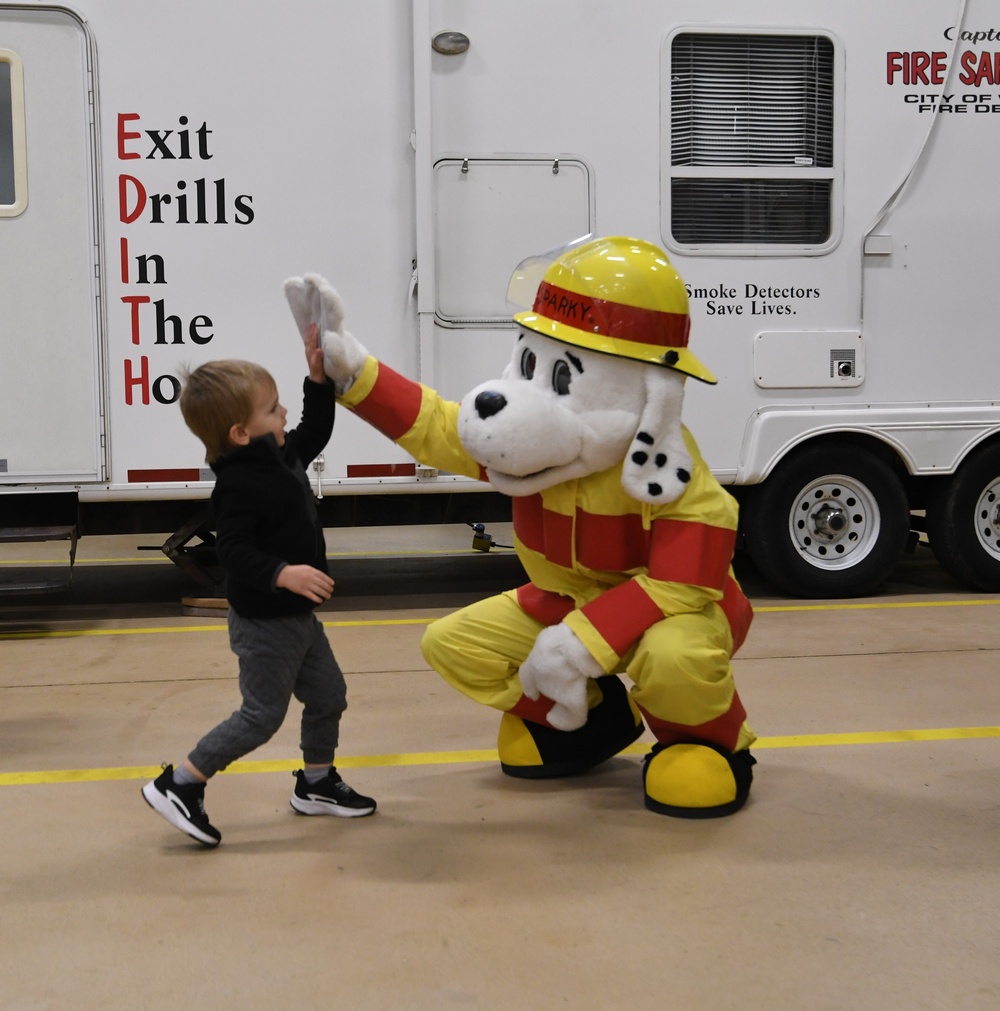 Fort Drum fire personnel promote safety during Fire Prevention Week