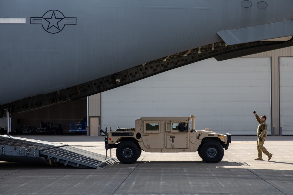 New York National Guard Soldiers deploy to Florida