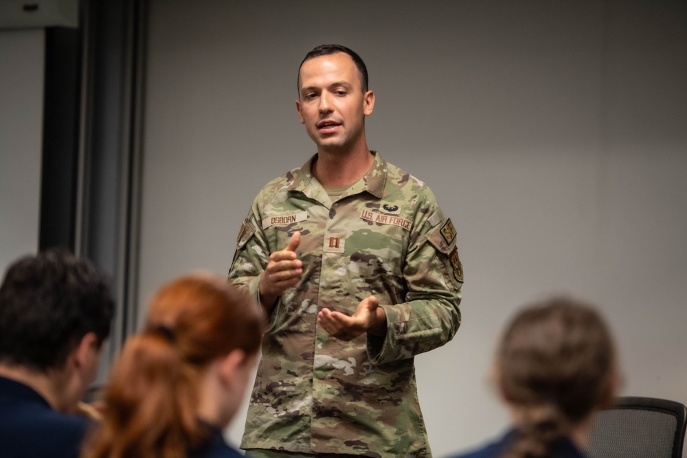 Cleared for Takeoff: Penn State cadets fly high with the 911th Airlift Wing