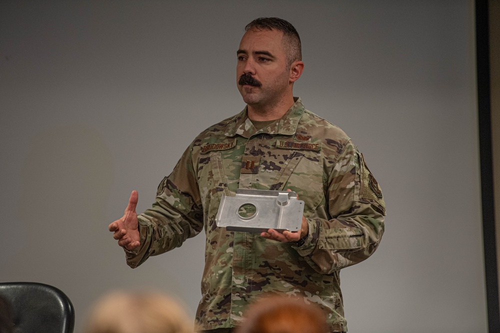 Cleared for Takeoff: Penn State cadets fly high with the 911th Airlift Wing