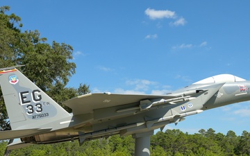 33 FW F-15 static undergoes restoration