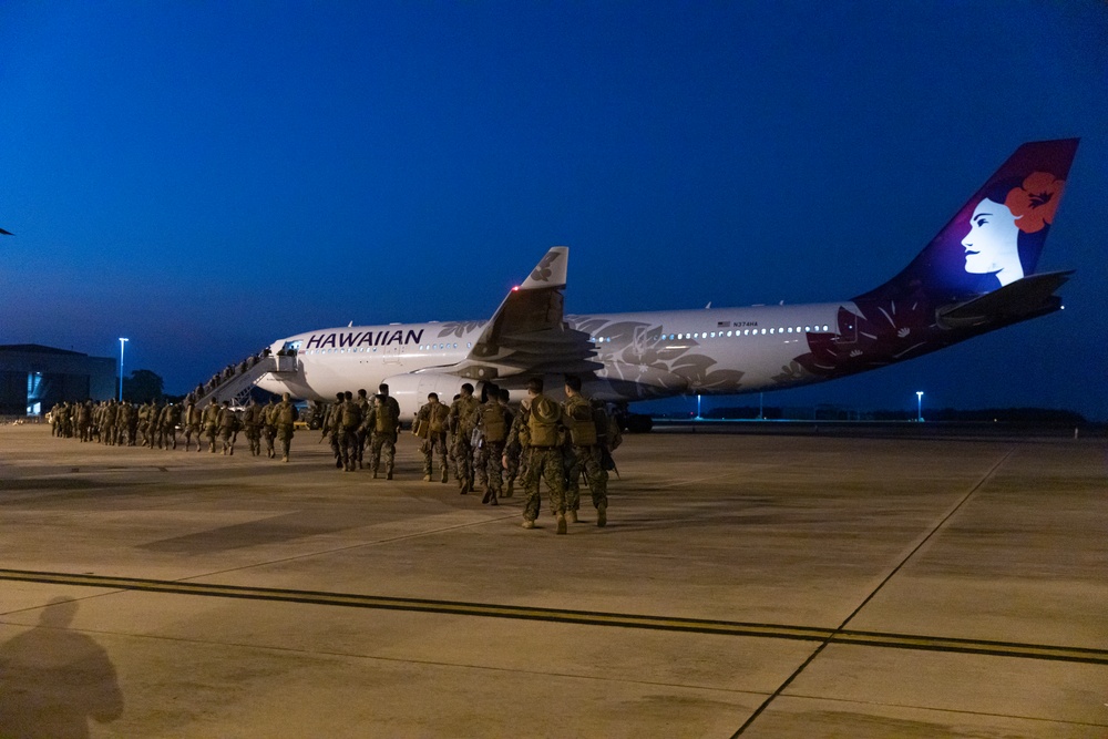 MRF-D 24.3 Marines, Sailors depart Darwin