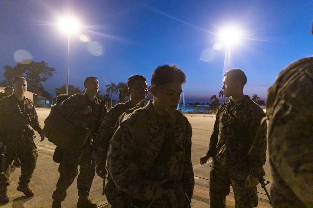 MRF-D 24.3 Marines, Sailors depart Darwin