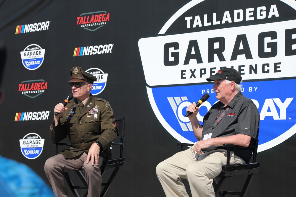 Army Reserve Soldier and Country Music singer Craig Morgan joins the 313th Army Band to perform the National Anthem at Talladega