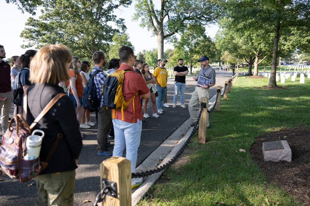 2024 Fall Memorial Arboretum Walking Tour