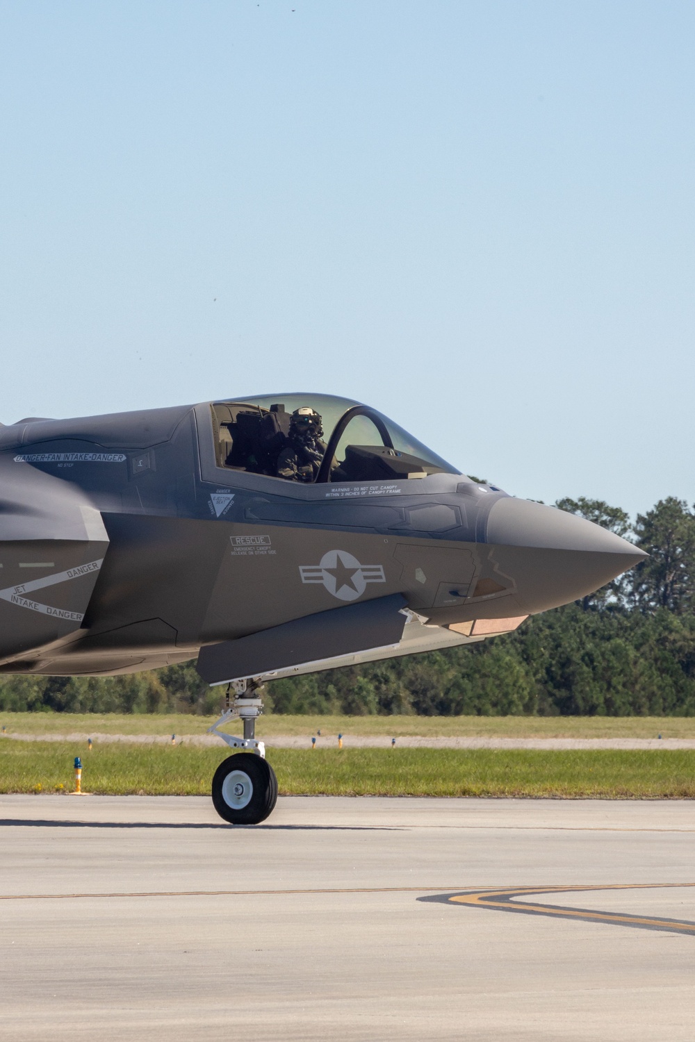 VMFA-533 receives their first F-35B lightning II jet