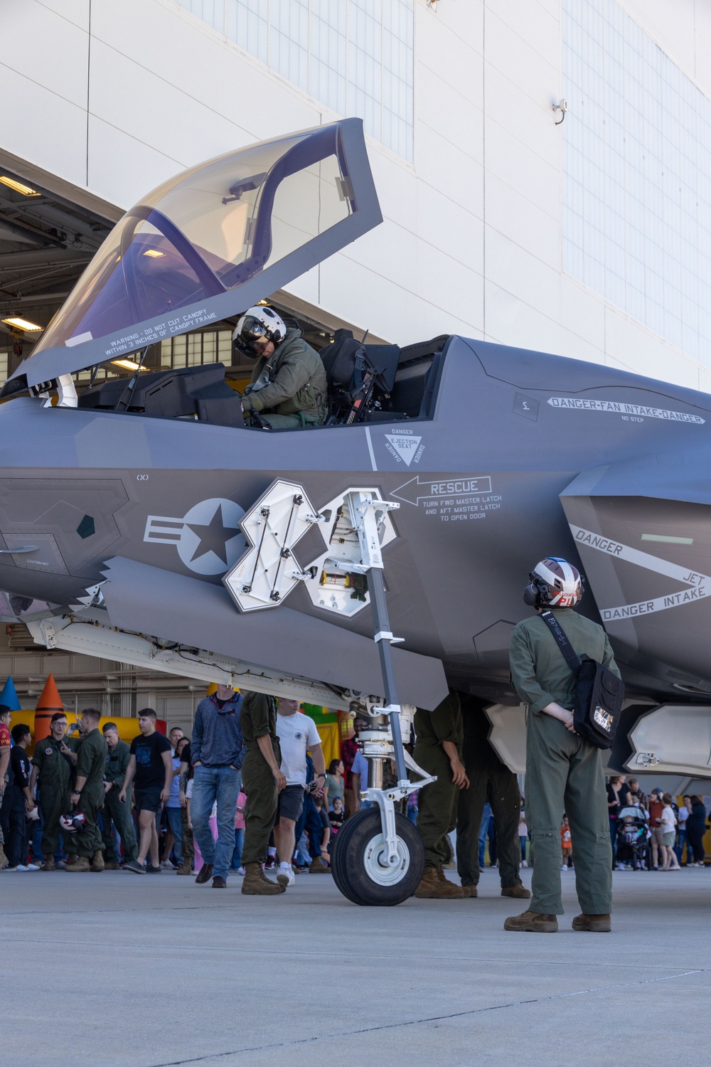 VMFA-533 receives their first F-35B lightning II jet