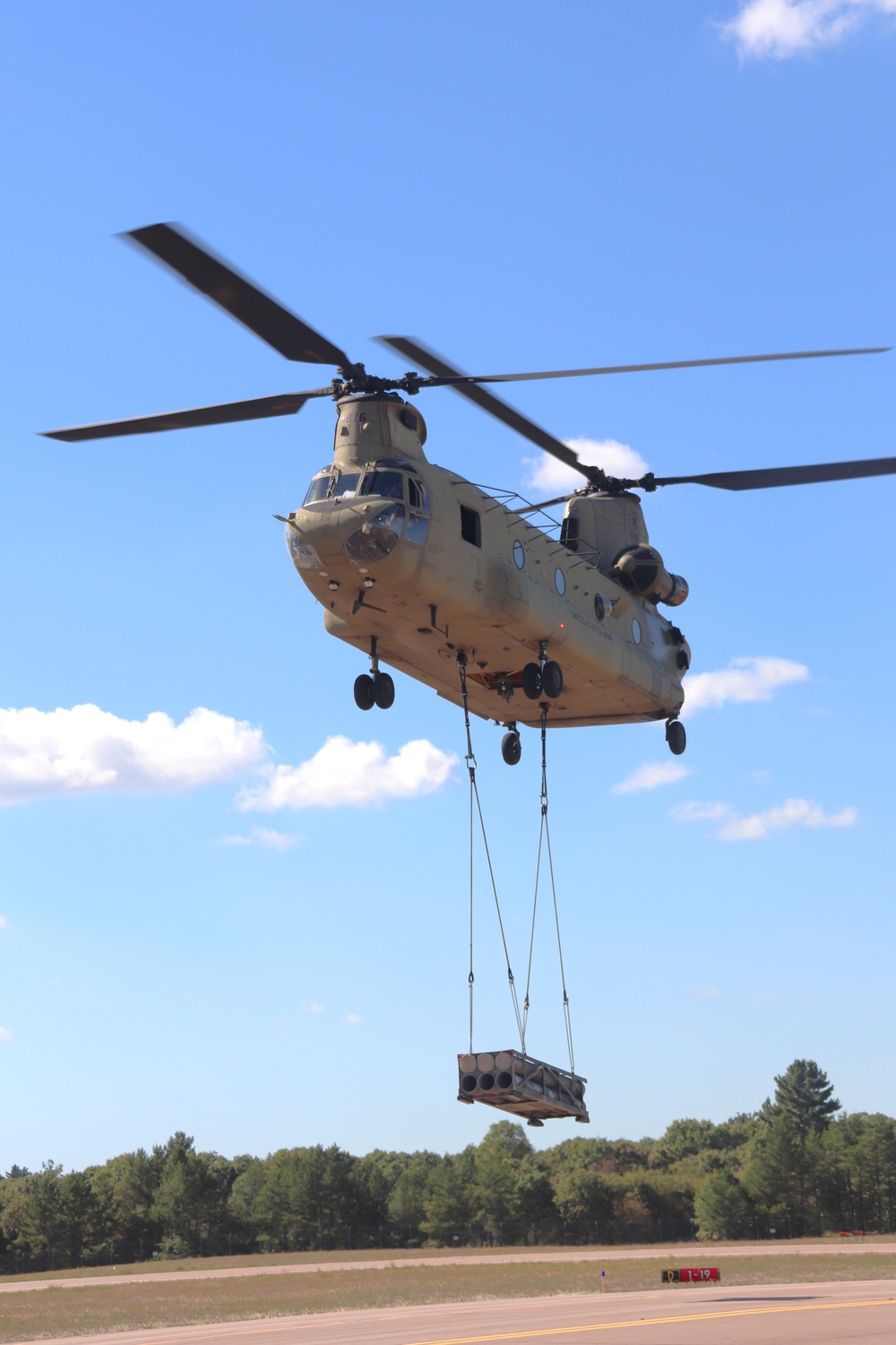 89B sling-load training operations at Fort McCoy