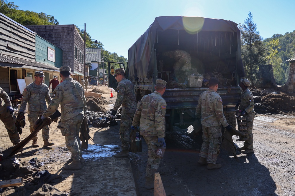 101st Airborne Division Soldiers aid Chimney Rock after Hurricane Helene