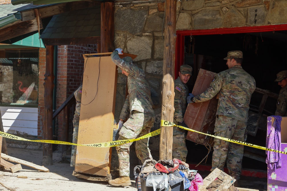 101st Airborne Division Soldiers aid Chimney Rock after Hurricane Helene