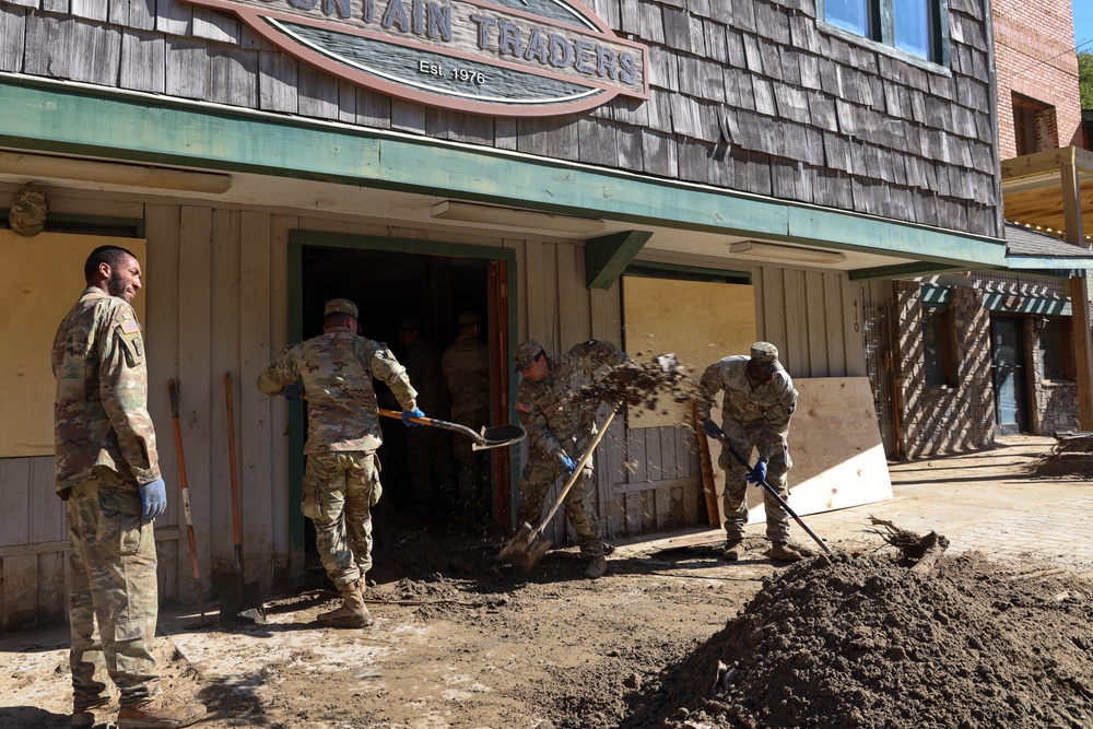 101st Airborne Division Soldiers aid Chimney Rock after Hurricane Helene