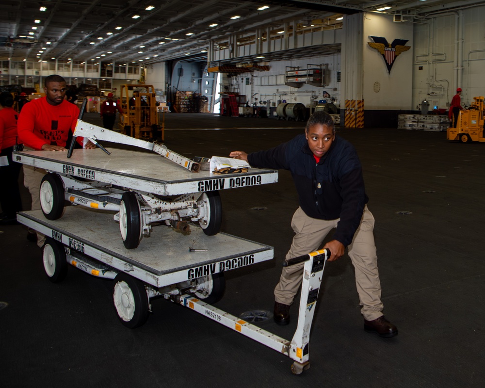 USS Carl Vinson Conducts Ammunition Handling Evolution