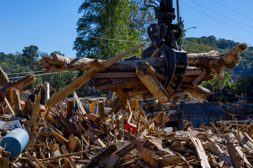 Army Corps responds to Hurricane Helene, provides temporary emergency power to North Carolina communities