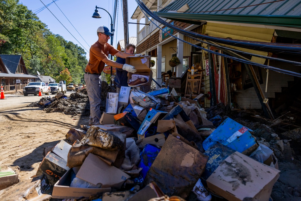 Army Corps responds to Hurricane Helene, provides temporary emergency power to North Carolina communities