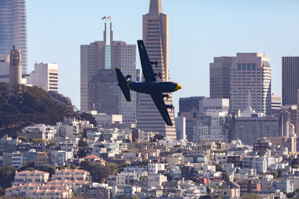 San Francisco Fleet Week 2024: Blue Angels over San Francisco