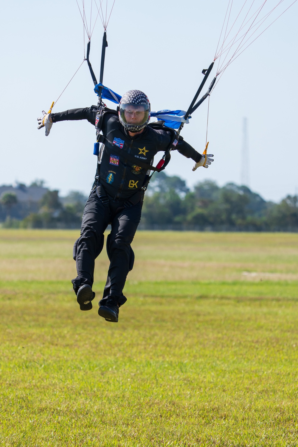 Soldiers from the U.S. Army Parachute Team compete, win gold at skydiving world championships