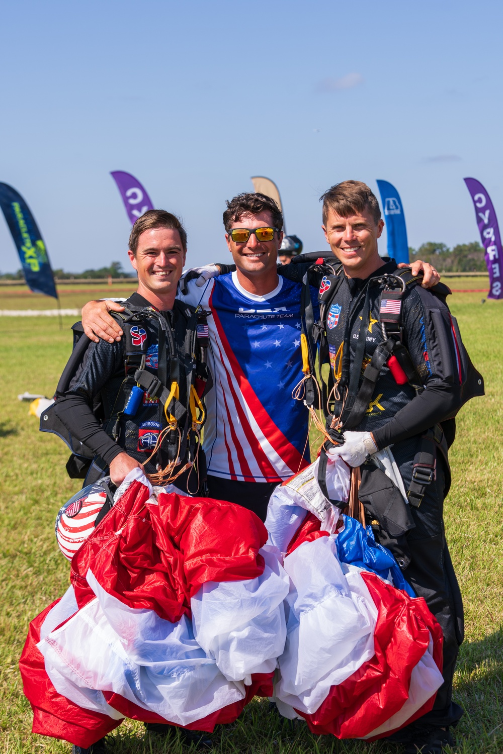 Soldiers from the U.S. Army Parachute Team compete, win gold at skydiving world championships