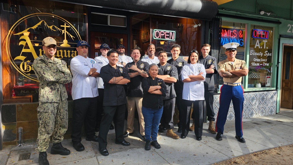 Sailors, Marines and Coast Guardsmen Participate in SSFW &quot;Chow Line Challenge&quot;