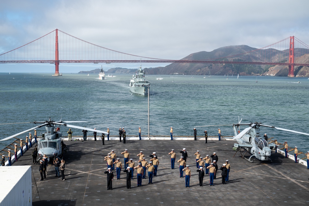 USS Somerset participates in a Parade of Ships during San Francisco Fleet Week