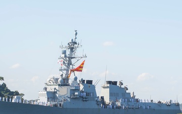 USS Preble arrives at CFAY