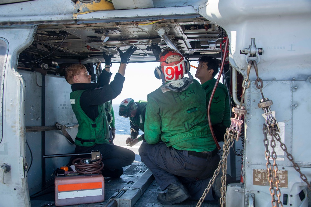 Daily Operations aboard USS Carl Vinson