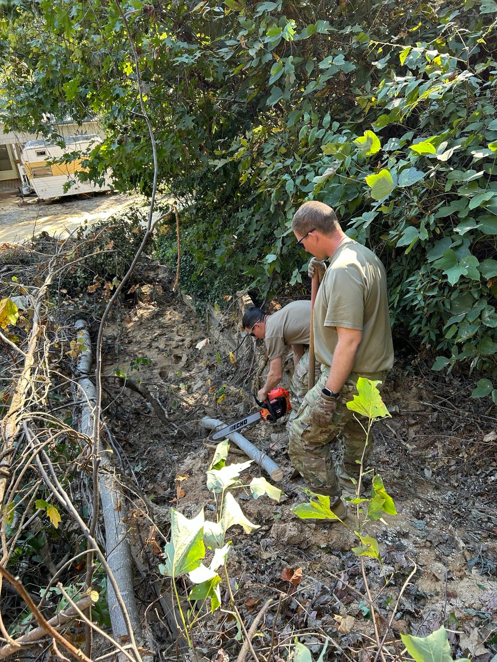 101st Veteran Receives Help from Screaming Eagles After Hurricane