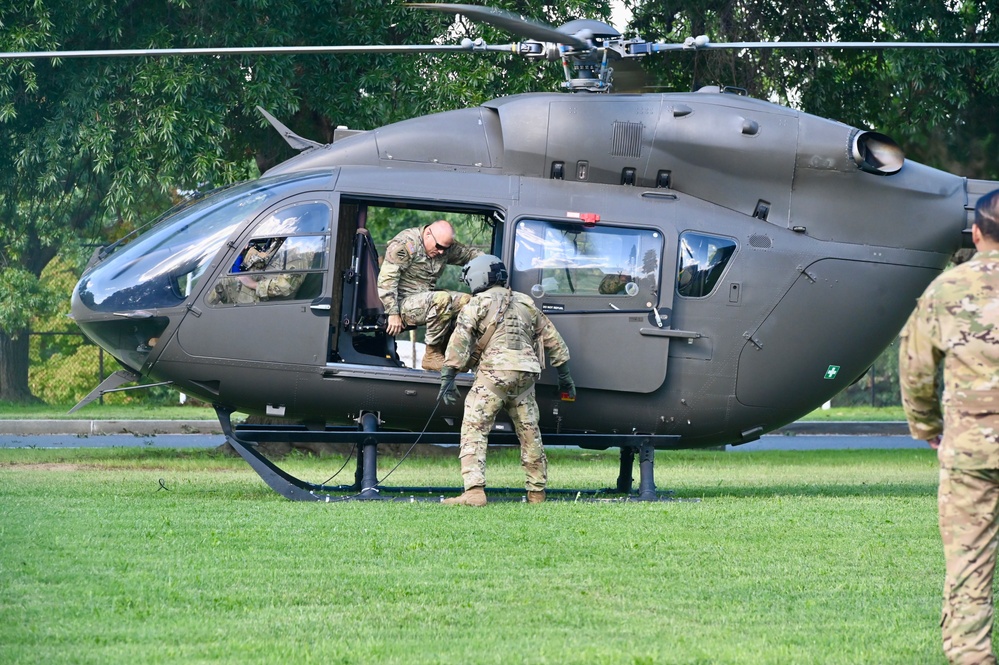 Jamaica Defence Force senior leaders receive familiarization flight