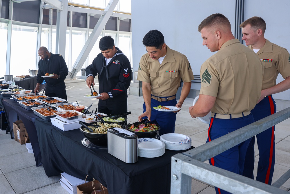 15th MEU, 1st MLG Connect with San Francisco Business Leaders