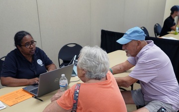 FEMA Helps Survivors Apply for Assistance at Multi-Agency Resource Center in Fort Pierce