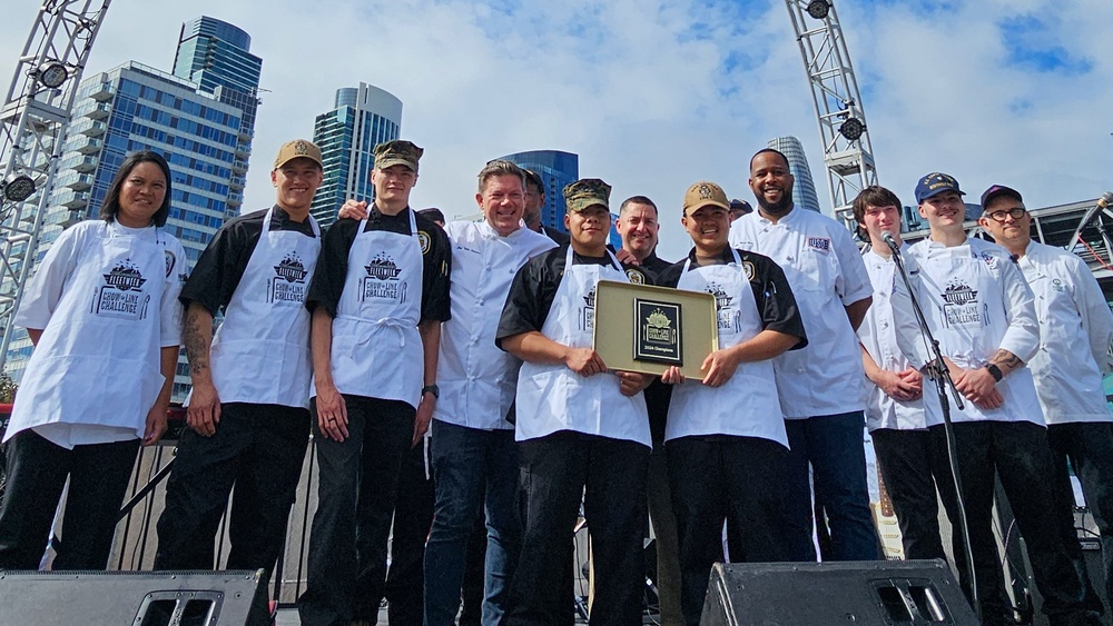 USS Tripoli Hosts SSFW Chow Line Challenge