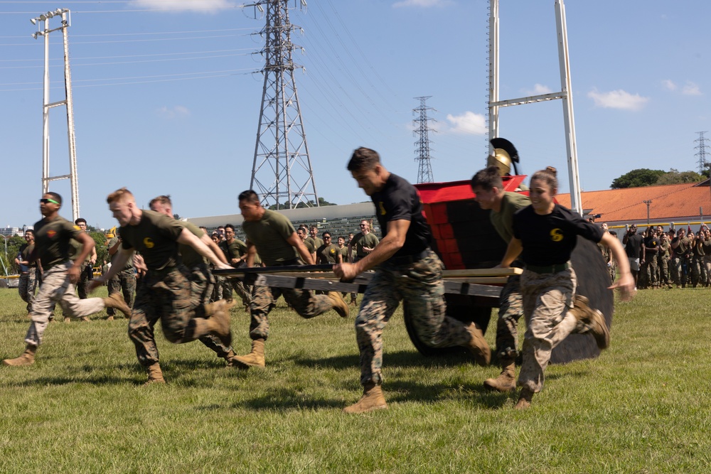 U.S. Marine with MWSS-172 competes against MWCS-18