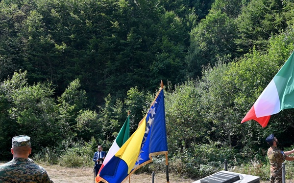 "LYRA 34" Commemoration