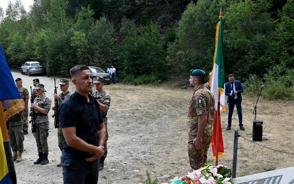 "LYRA 34" Commemoration