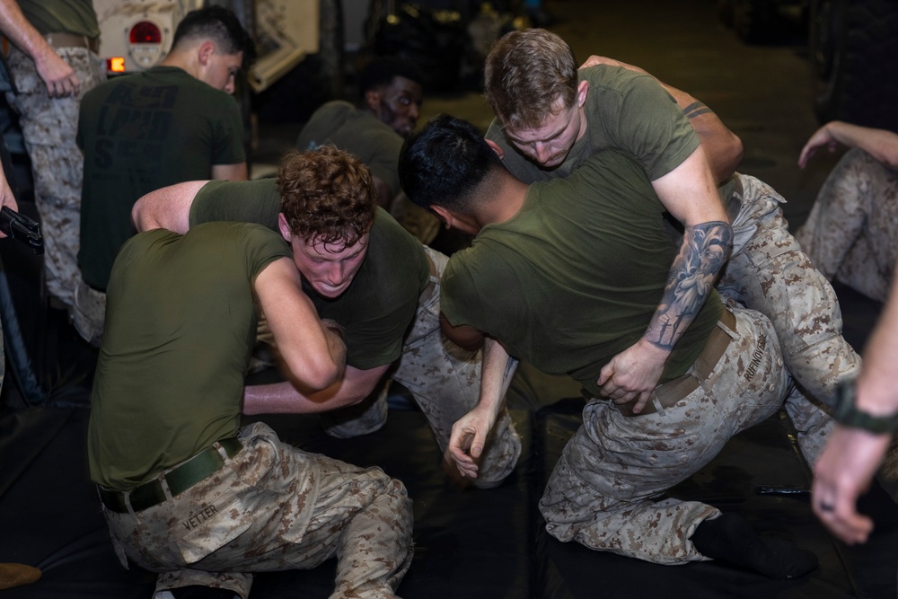 24th MEU (SOC) Conducts MAI Course Culminating Event