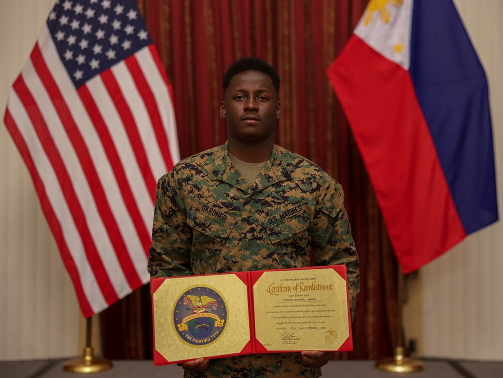 MRF-SEA Marine reenlists at the U.S. Embassy in the Philippines