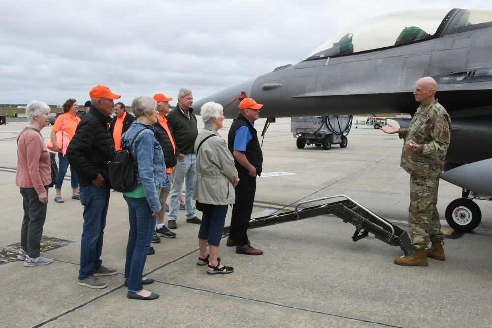 Flight Class 68-28/516 Base Tour