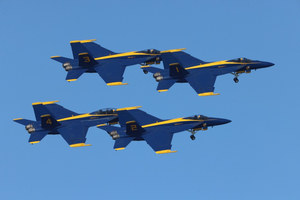 Blue Angels fly over Golden Gate Bridge for San Francisco Fleet Week Air Show 2024