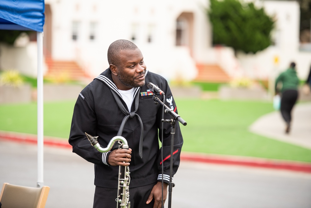 Navy Band Southwest's Prevailing Winds performs for Veterans