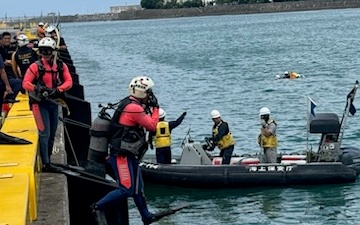 U.S. Army Garrison Okinawa Firefighters Host Joint Water Rescue Training Event