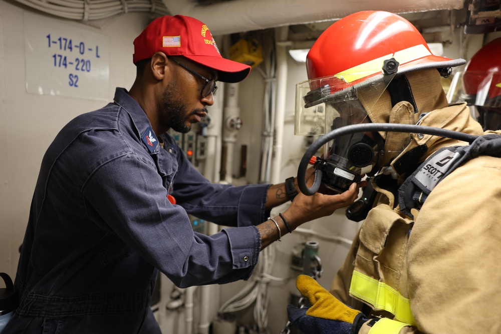 USS Arleigh Burke General Quarters