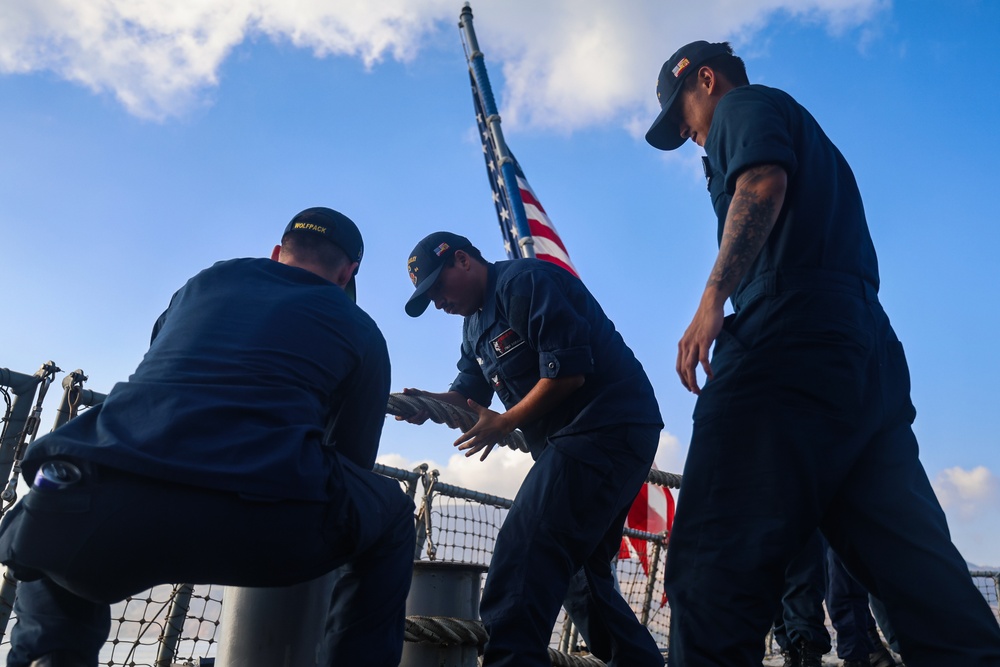 USS Bulkeley ports in Souda Bay, Greece