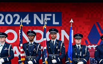 100th ARW and 48th FW Honor Guard perform at London NFL game