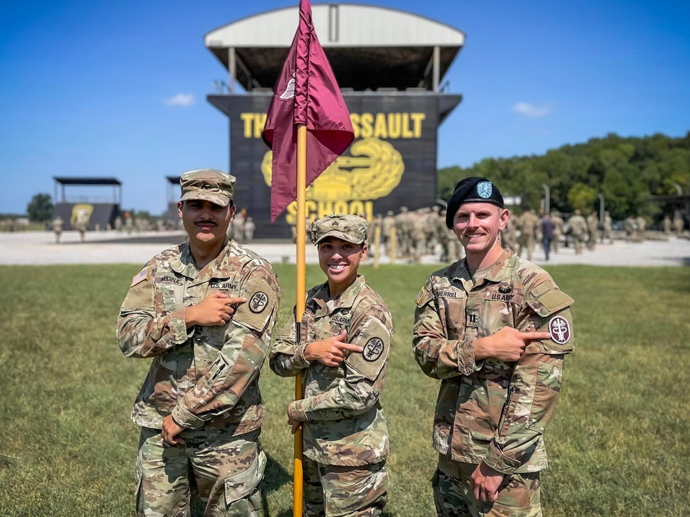 Fort Campbell Dentist Completes Air Assault