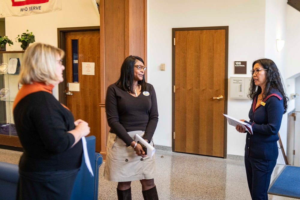 Navy Ombudsman-at-Large Visits NSGL, RTC